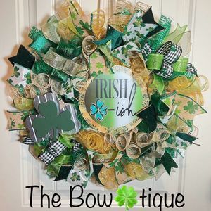 Handmade Irish-ish St. Patrick’s Day Ribbon Prelit Wreath 22 ins LED W10